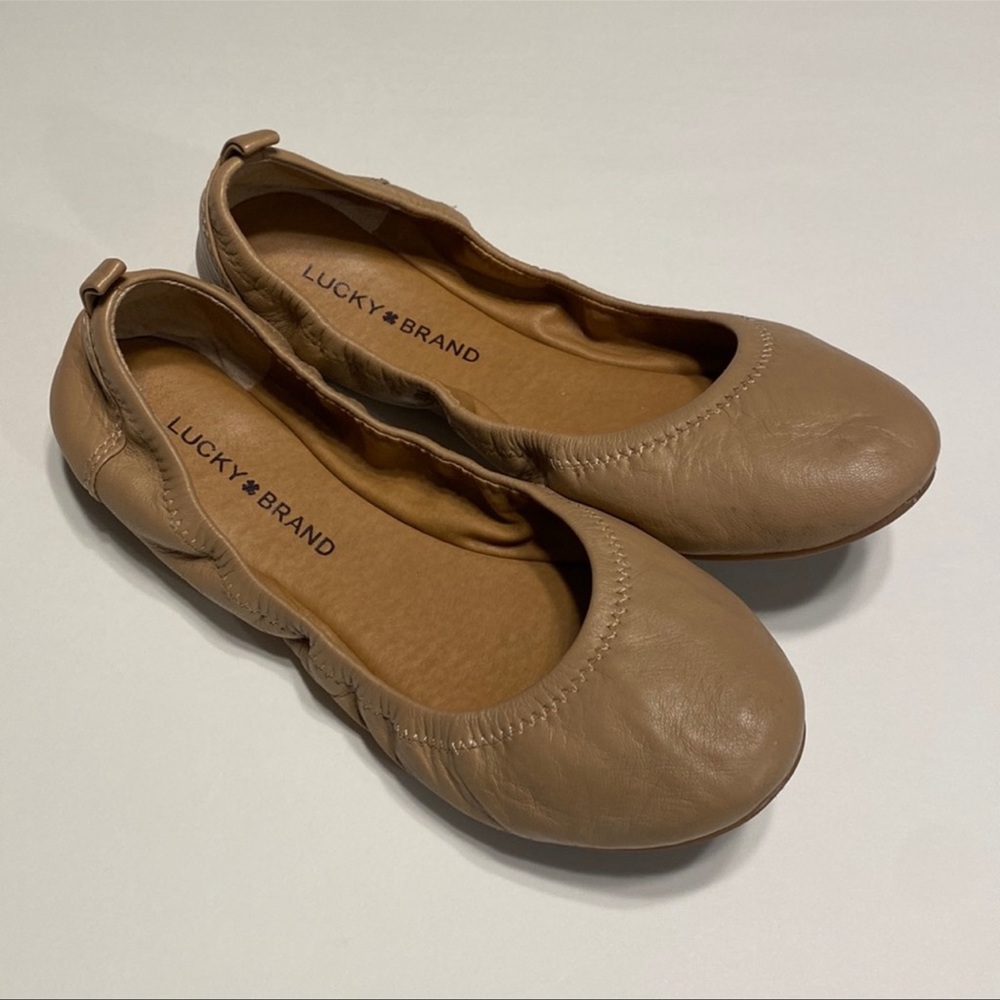 Women’s Lucky Brand Taupe Leather Flats Size 8